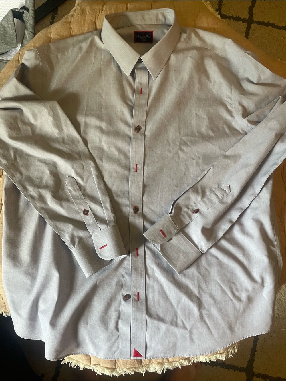 UNTUCKit Men's Light Gray Long-Sleeve Button-Down Shirt
